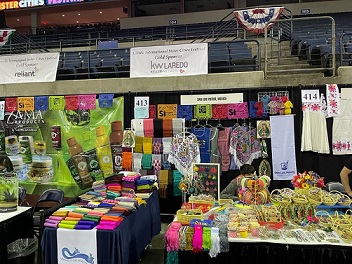 Gracias al apoyo del Ayuntamiento.Exitosa participación potosina en el Festival de Ciudades Hermanas en Laredo TX.